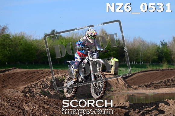 NZ6_0531