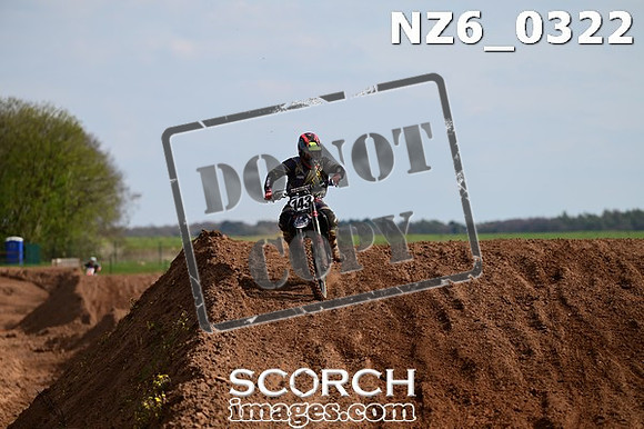 NZ6_0322