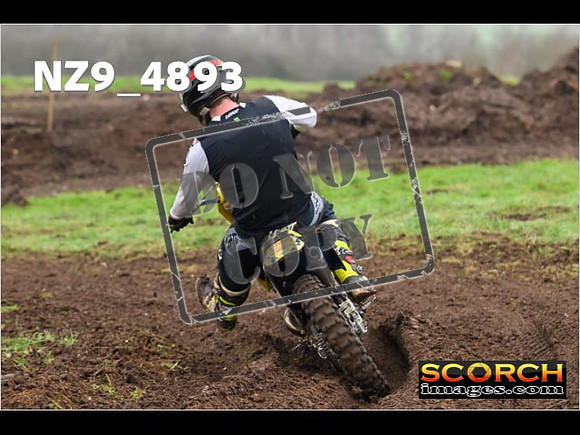 Experts-366