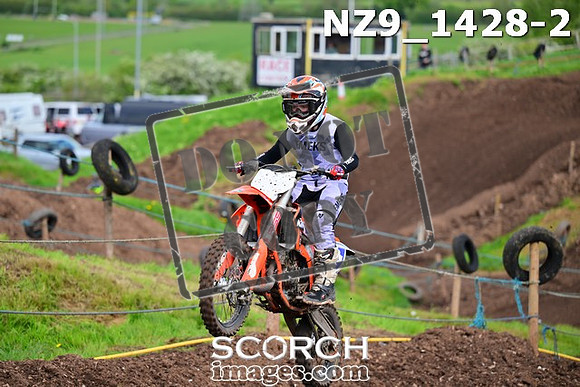 NZ9_1428-2