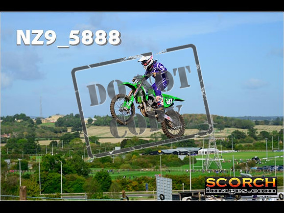 Experts-115
