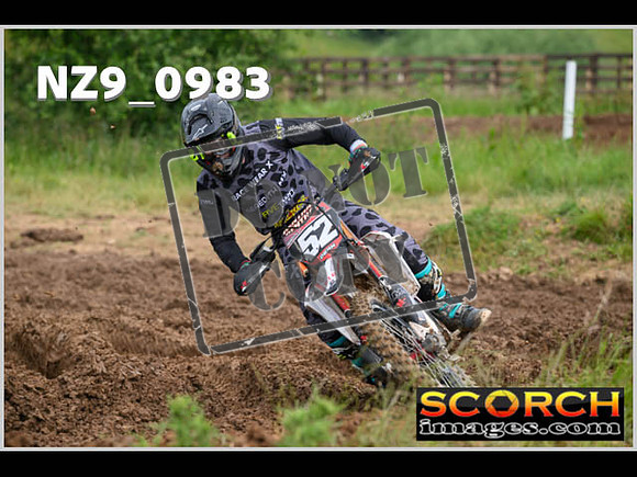 AMCA Warmingham 11-Jun 125'S-067