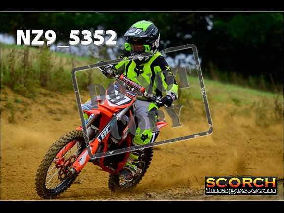 85's-049