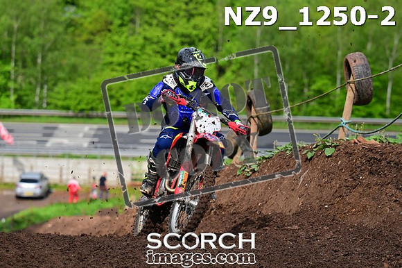 NZ9_1250-2