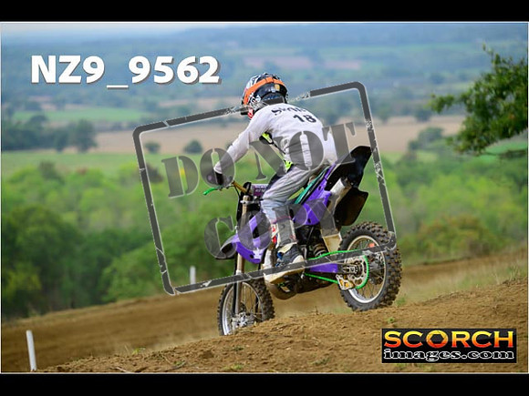 85's-052