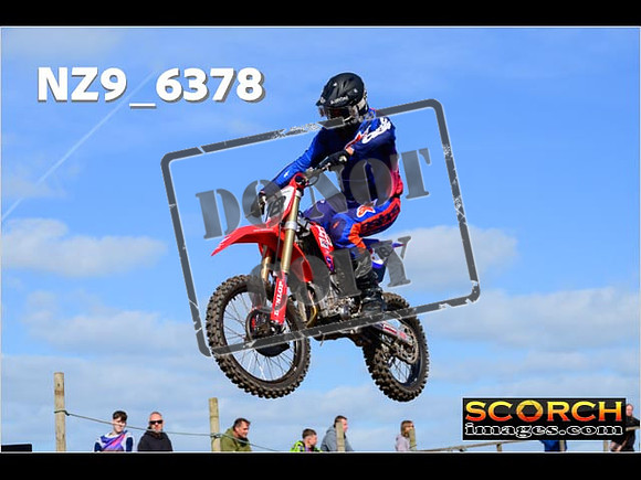 Experts-210