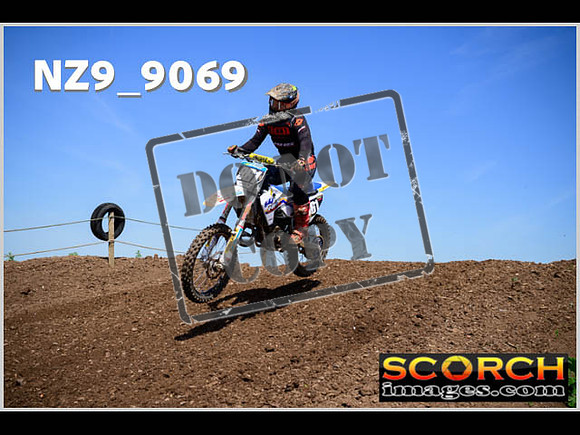 Experts-136