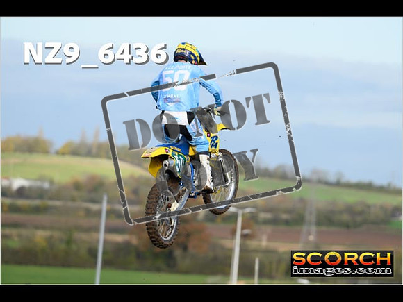 Experts-051