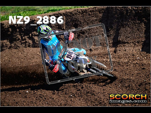 Experts-060