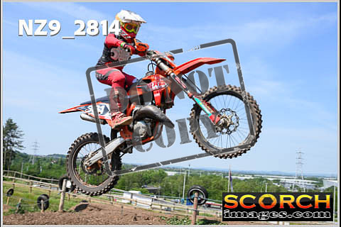 Apex Thur 15-Jun-039