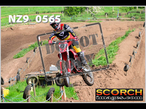 Apex Thur 25-May-2023-019