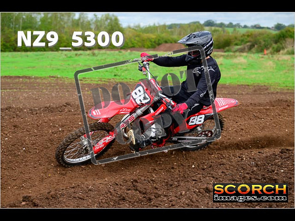 Inters-082