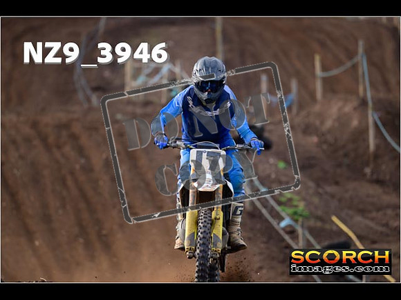 Experts-090