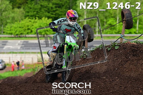 NZ9_1246-2