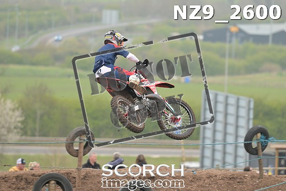 NZ9_2600