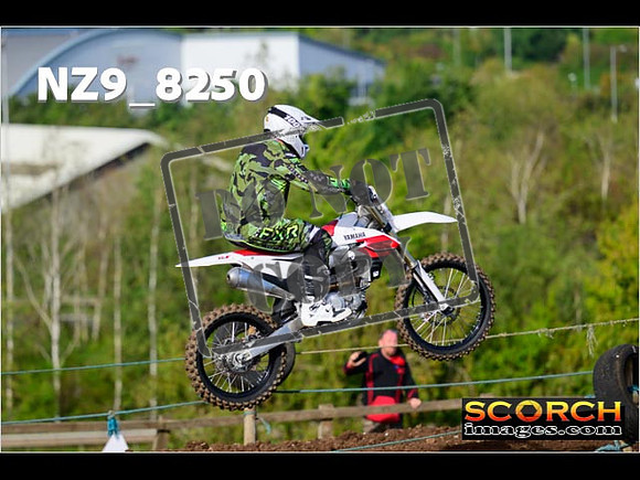 Inters-142