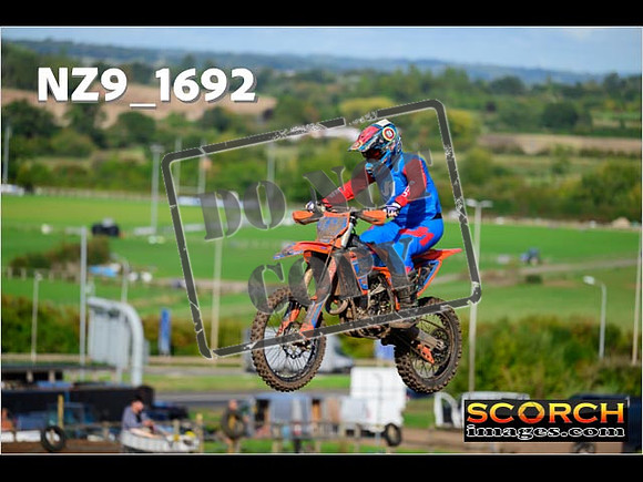Experts-124