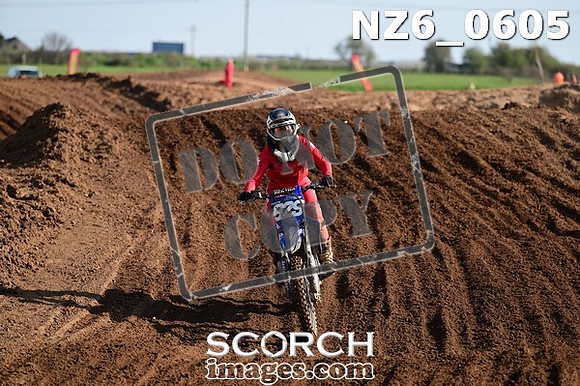 NZ6_0605