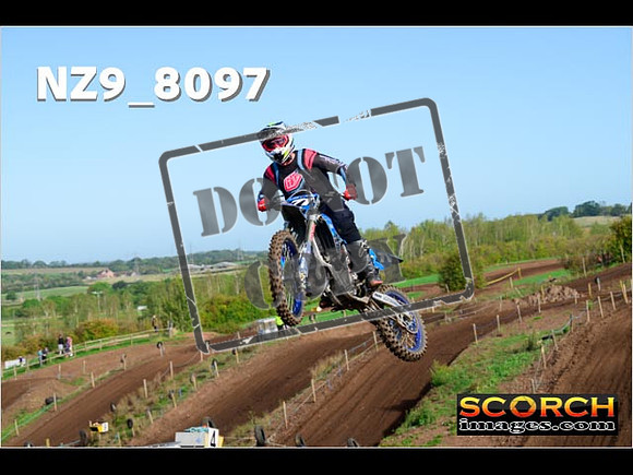 Experts-090