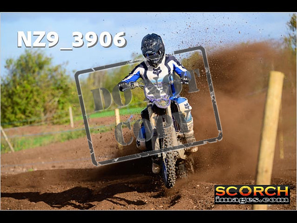 Experts-052