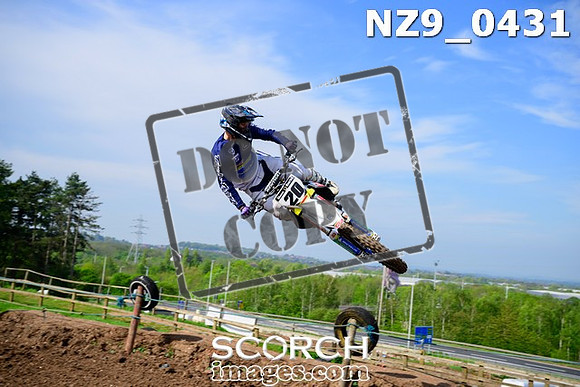 NZ9_0431