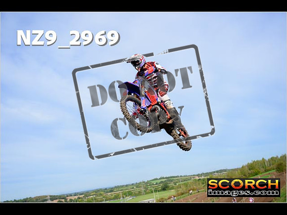 Experts-166