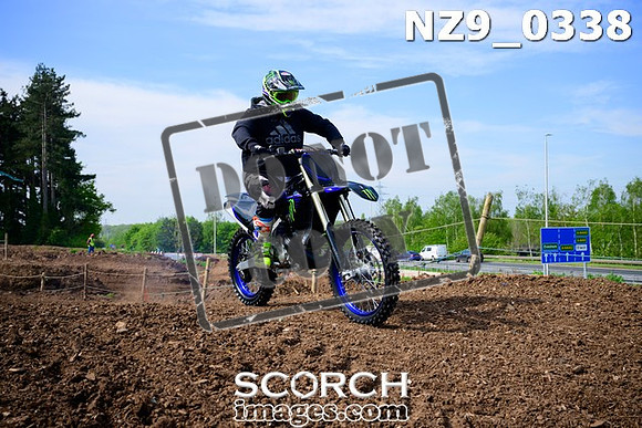 NZ9_0338