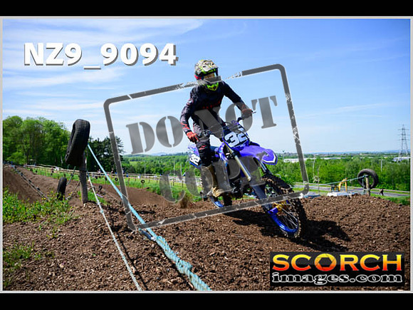 Experts-158