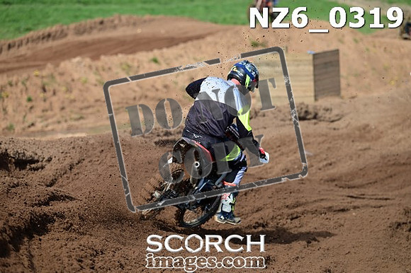 NZ6_0319