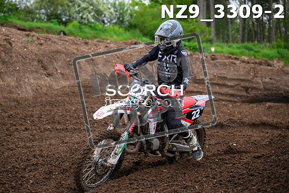 NZ9_3309-2