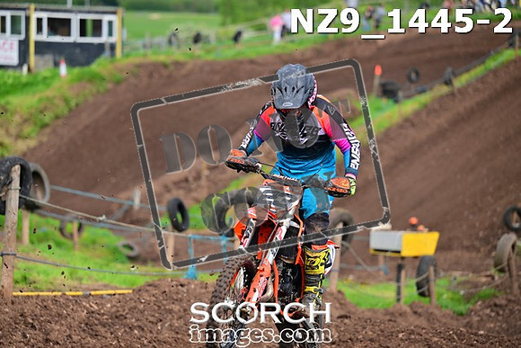 NZ9_1445-2