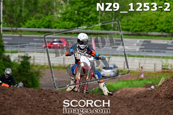 NZ9_1253-2