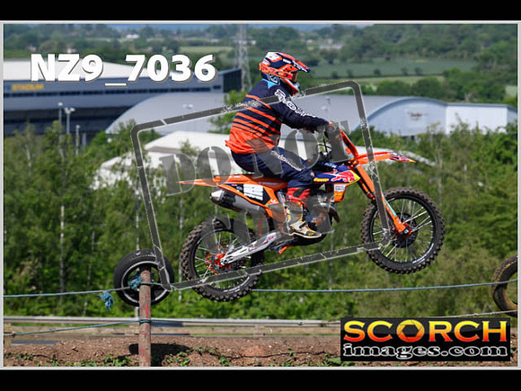 Apex Sun 04-Jun Inters Green Orange-031