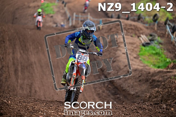 NZ9_1404-2