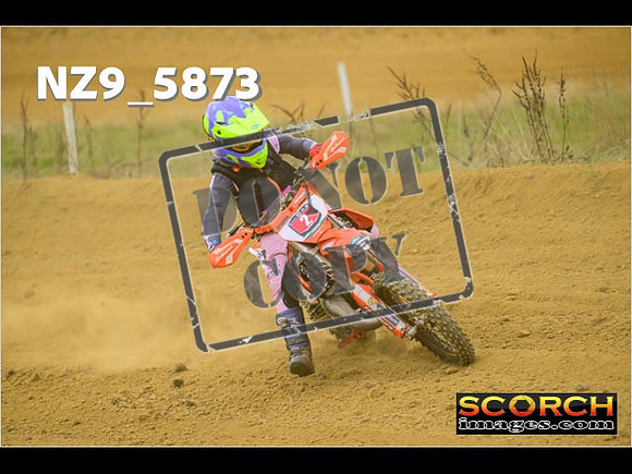 85's-080