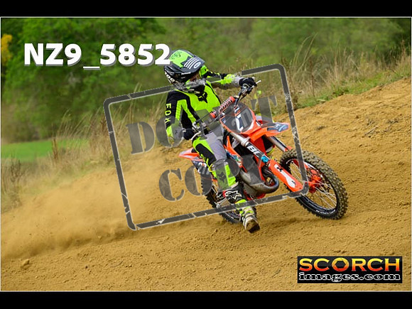 85's-059