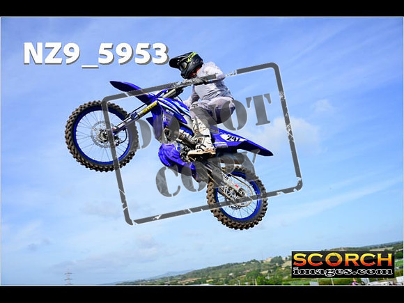 IntersBlue-054