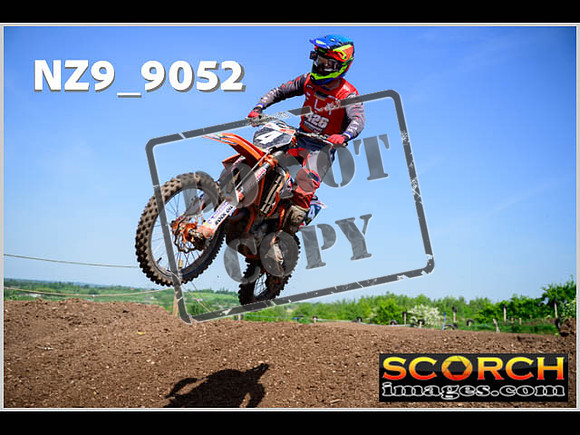 Experts-120