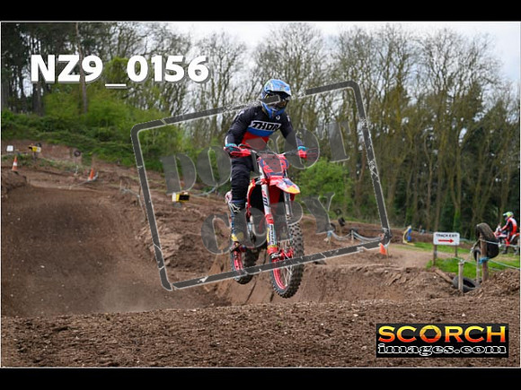 Thur25Apr-269