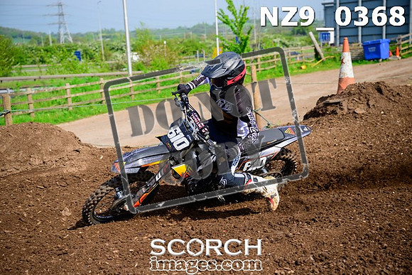NZ9_0368