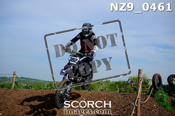 NZ9_0461