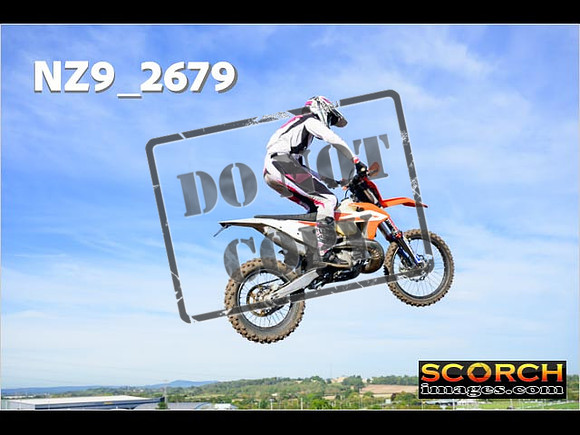 Experts-125