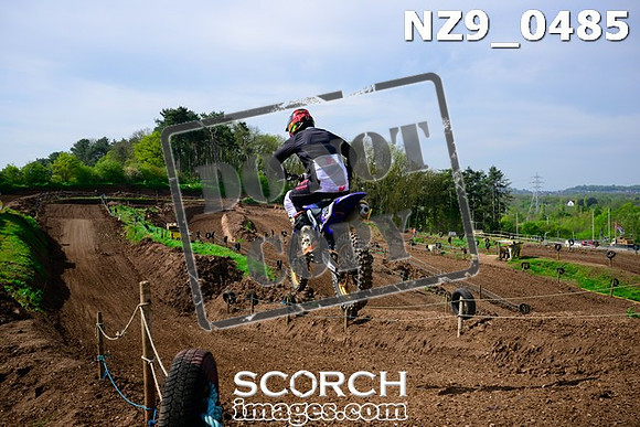 NZ9_0485