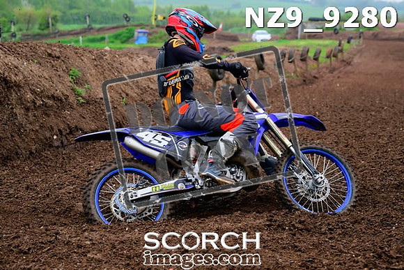 NZ9_9280