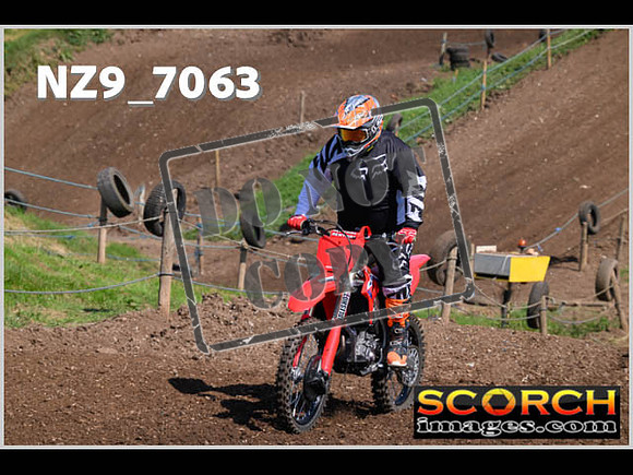 Apex Sun 04-Jun Inters Green Orange-058