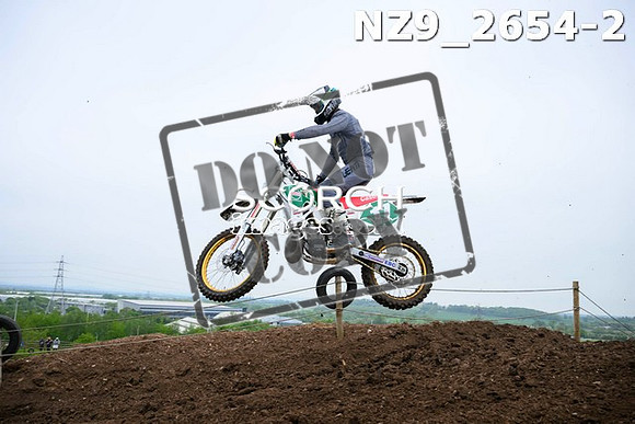 NZ9_2654-2