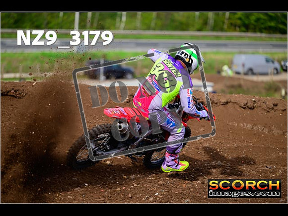 Inters-243