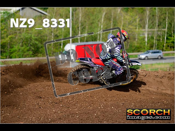 Experts-099