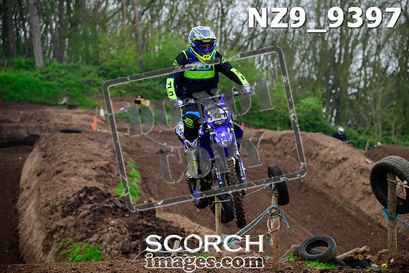 NZ9_9397