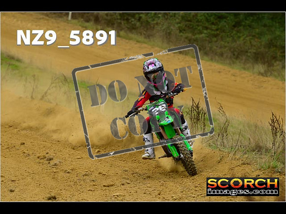 85's-097